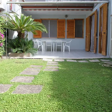 Casa Lella 프레제네